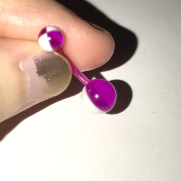 14 Gauge Purple and white Beach Ball Design Belly Ring - Picture 10 of 13